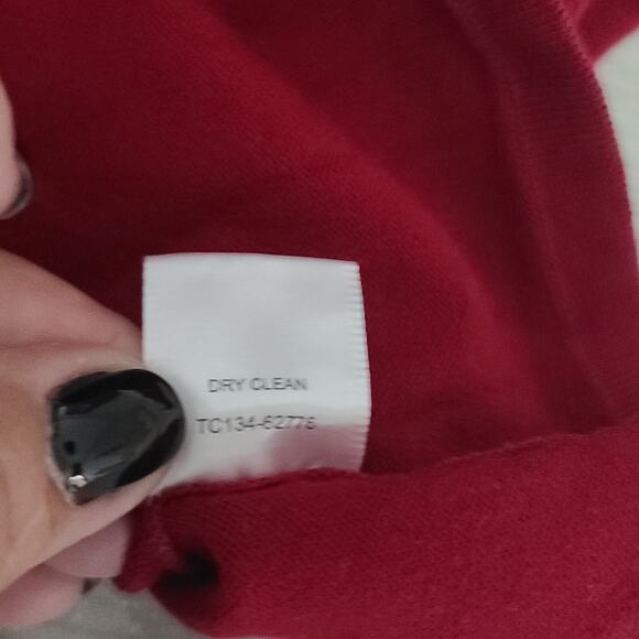 Pendleton ladies cashmere sweater red sequins Festive Holiday Size Med - Picture 8 of 9